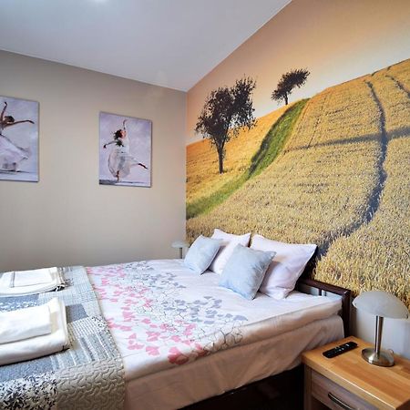 Aparthotel Globus - Bezkontaktowa Obsluga Łódź Kültér fotó